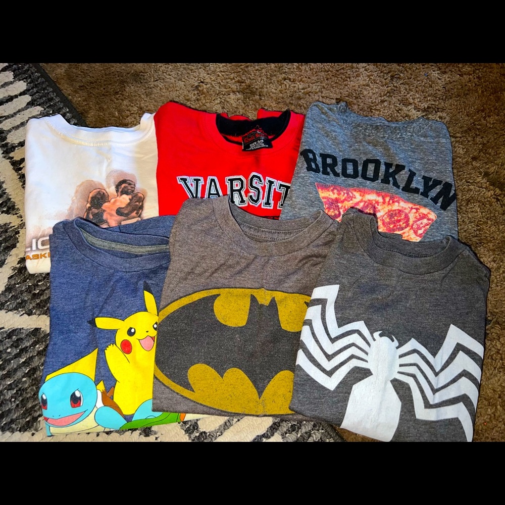 Lot of 6 Graphic Tees Boy’s Size 5-6 - Picture 1 of 13